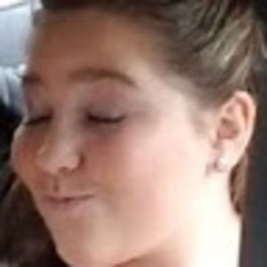 Meet your Posher, Bella